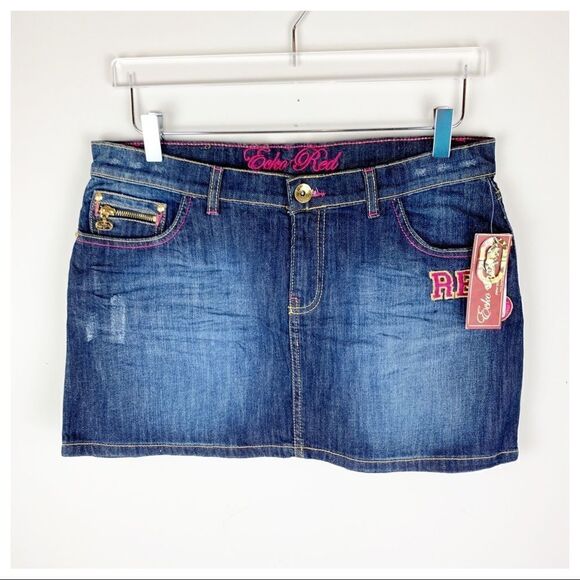 Echo‎ Red Juniors Mini Jean Skirt w/ Patches NWT - Picture 4 of 12